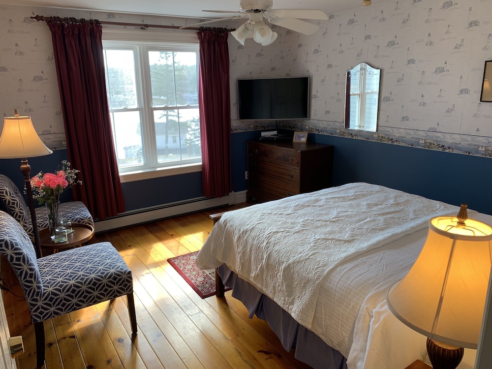 Surfside Inn 13/50