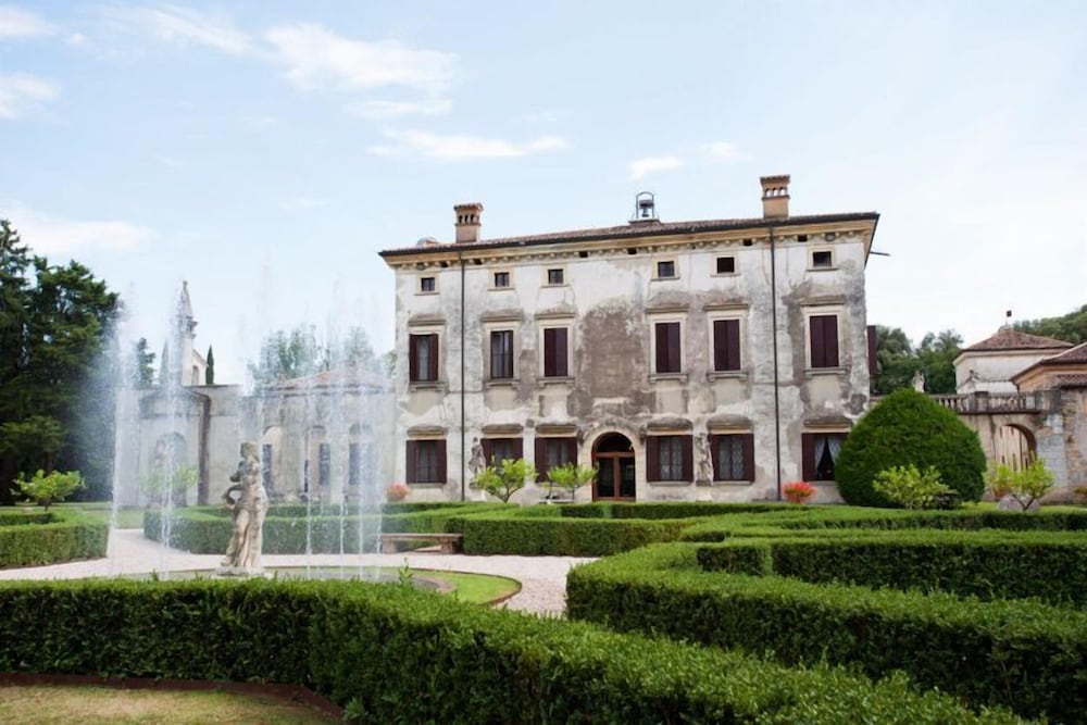 HOTEL VILLA GIONA 3/77