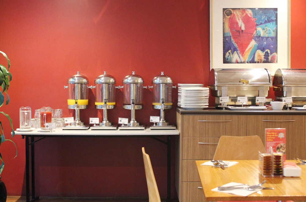YEHS Hotel Melbourne CBD 30/57
