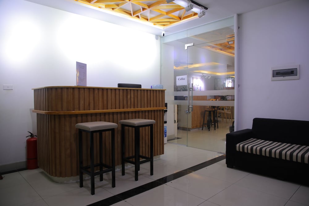 Hanna Hotel And Massage 28/50