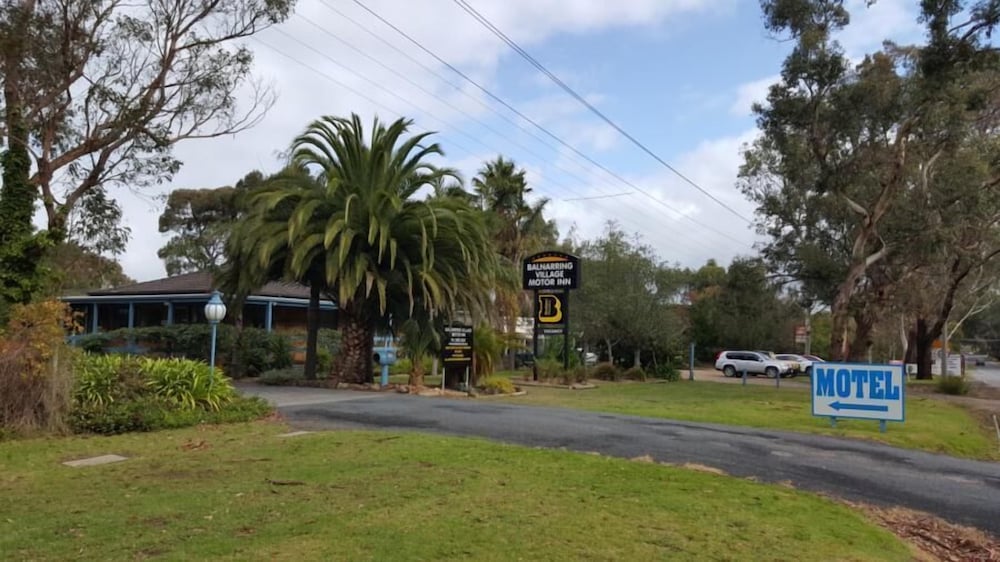 Balnarring Village Motor Inn 2/52