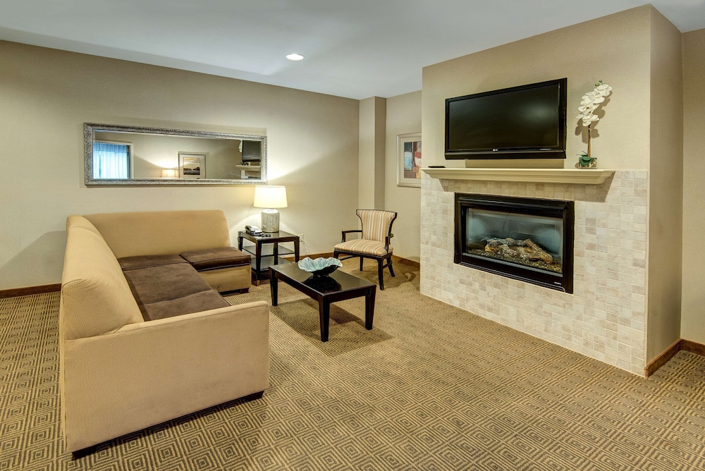 DoubleTree by Hilton Hotel Tinton Falls - Eatontown 29/51
