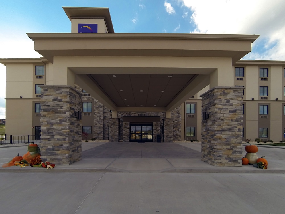 Sleep Inn & Suites Belmont / St. Clairsville 3/45