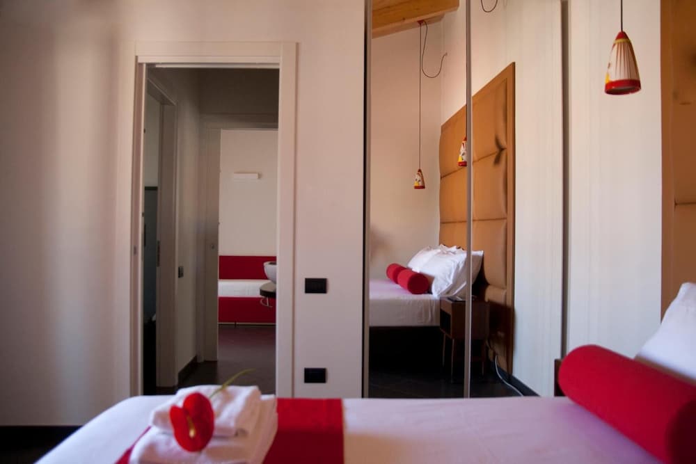 Foyer Boutique Hotel 14/45