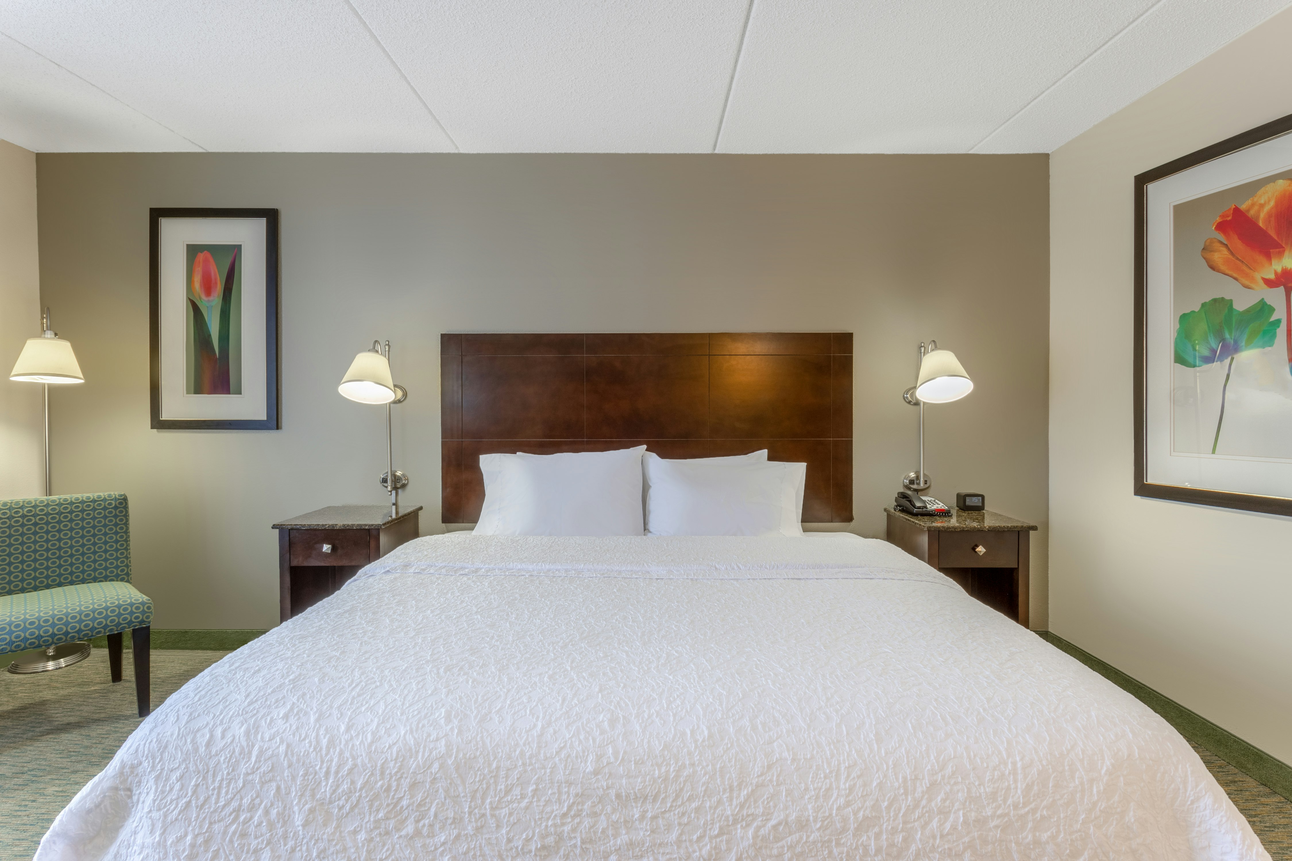 ROOM, KING BED
