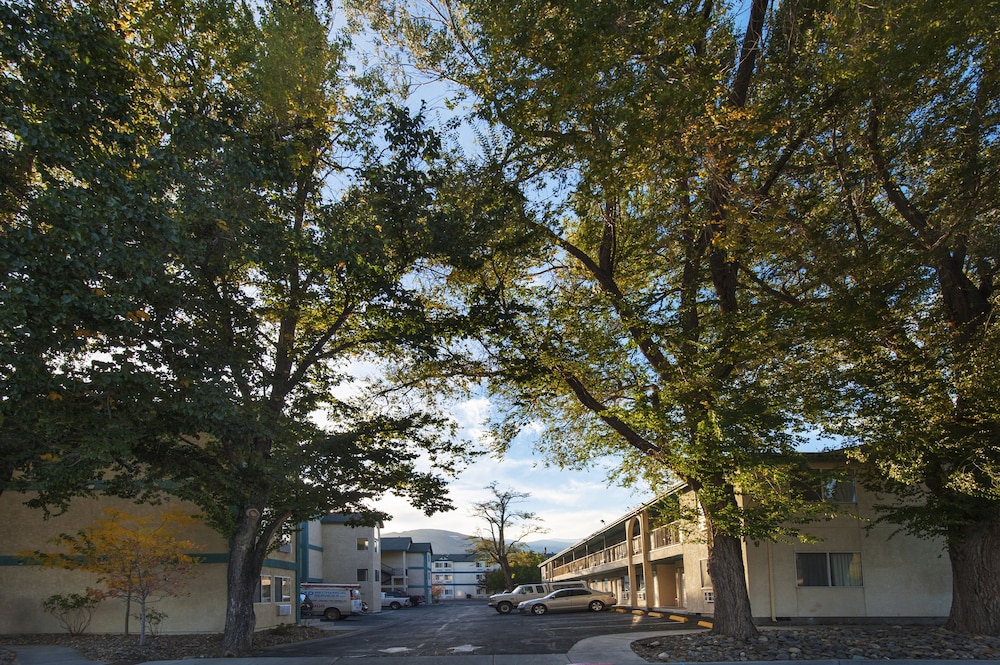 Best Western Carson City Hotel 60/64