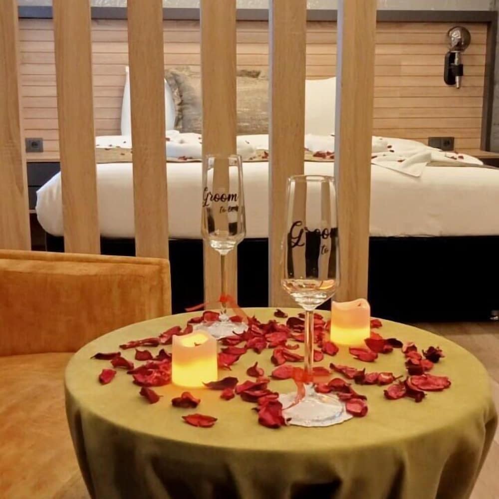 Cag Hotel 37/49