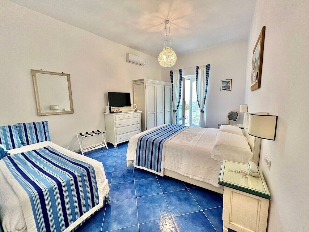 Villa Delle Palme Hotel 17/50
