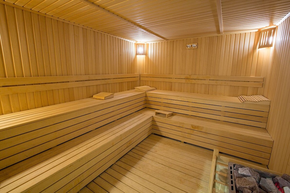Hayat Hospitality Oskemen 22/48