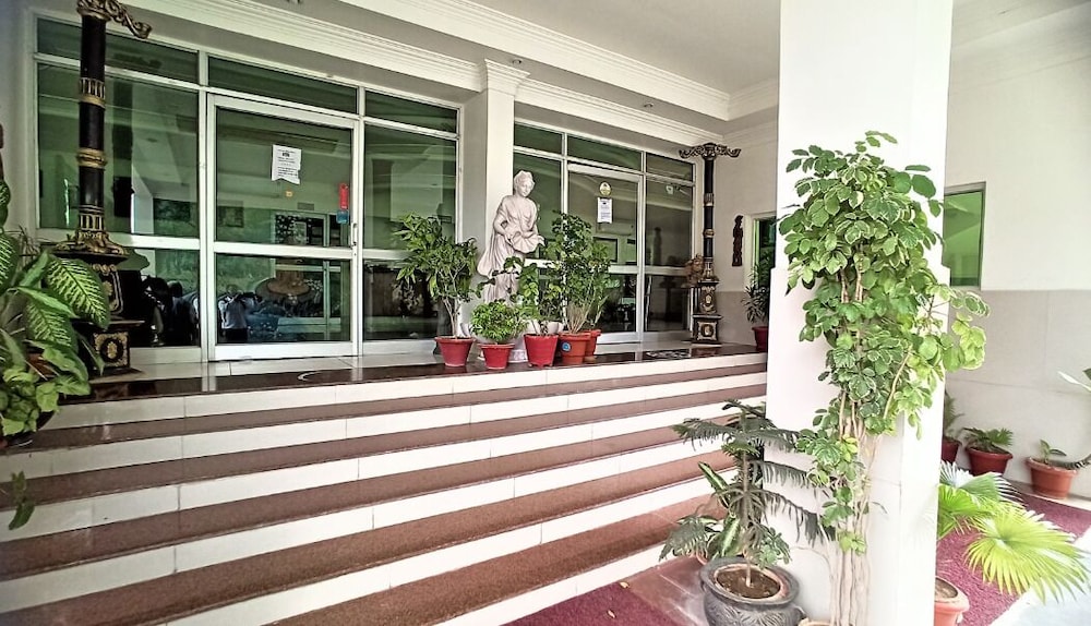 HOTEL BODHGAYA GAUTAM 6/50