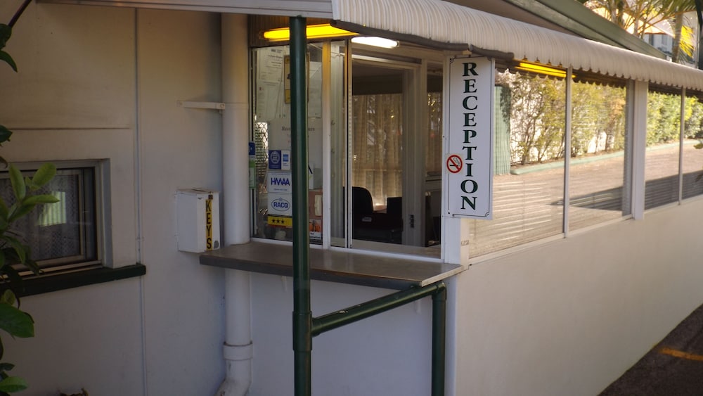CENTRAL POINT MOTEL 26/61