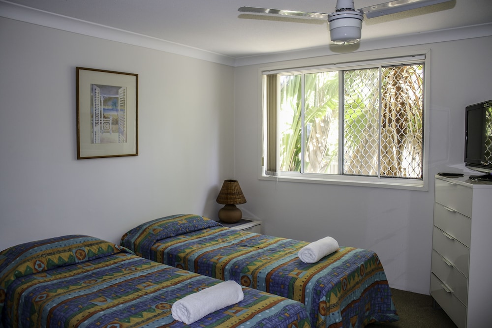 Surfers Beach Holiday Apartments 13/45