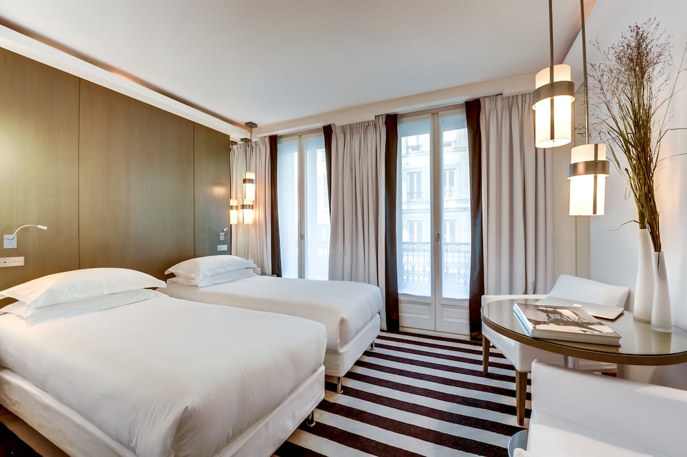 Le A Hotel 16/40