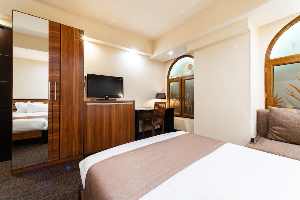 Bass Boutique Hotel 13/55