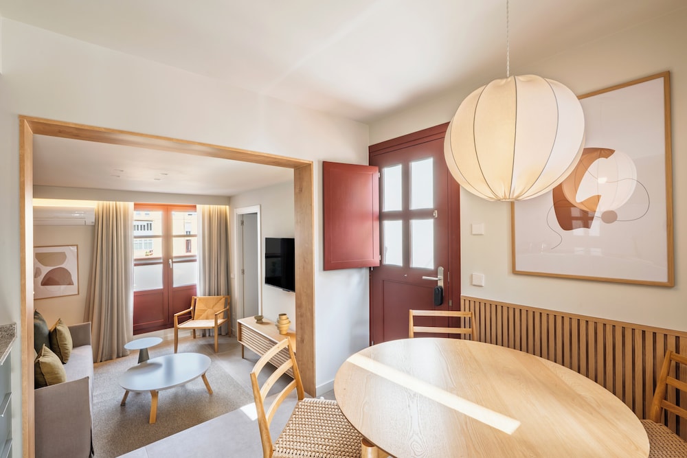 Aspasios Garden Apartments 13/46