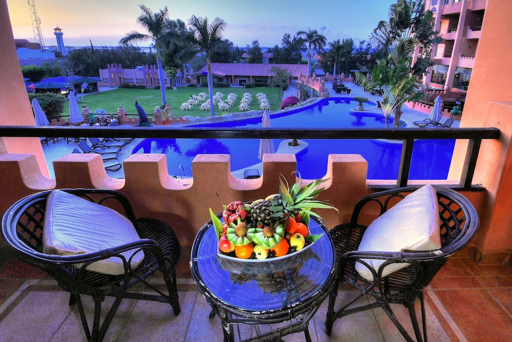 Africana Hotel & Spa 53/69