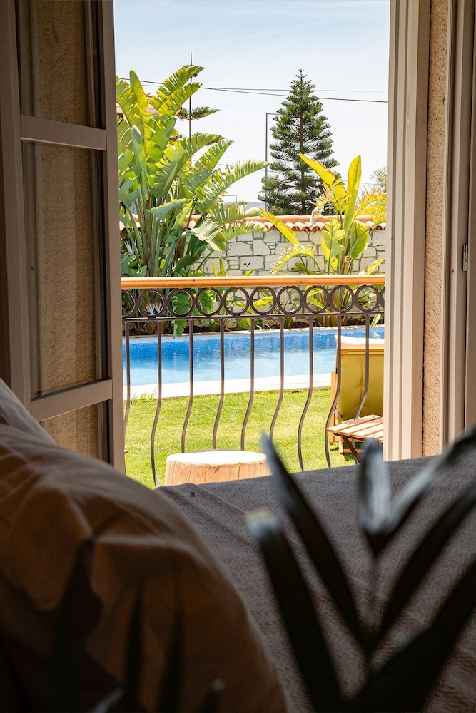 Lika Alacati 25/48