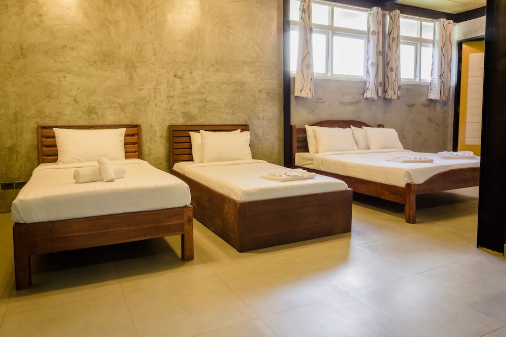 Riverpool Resort 9/50