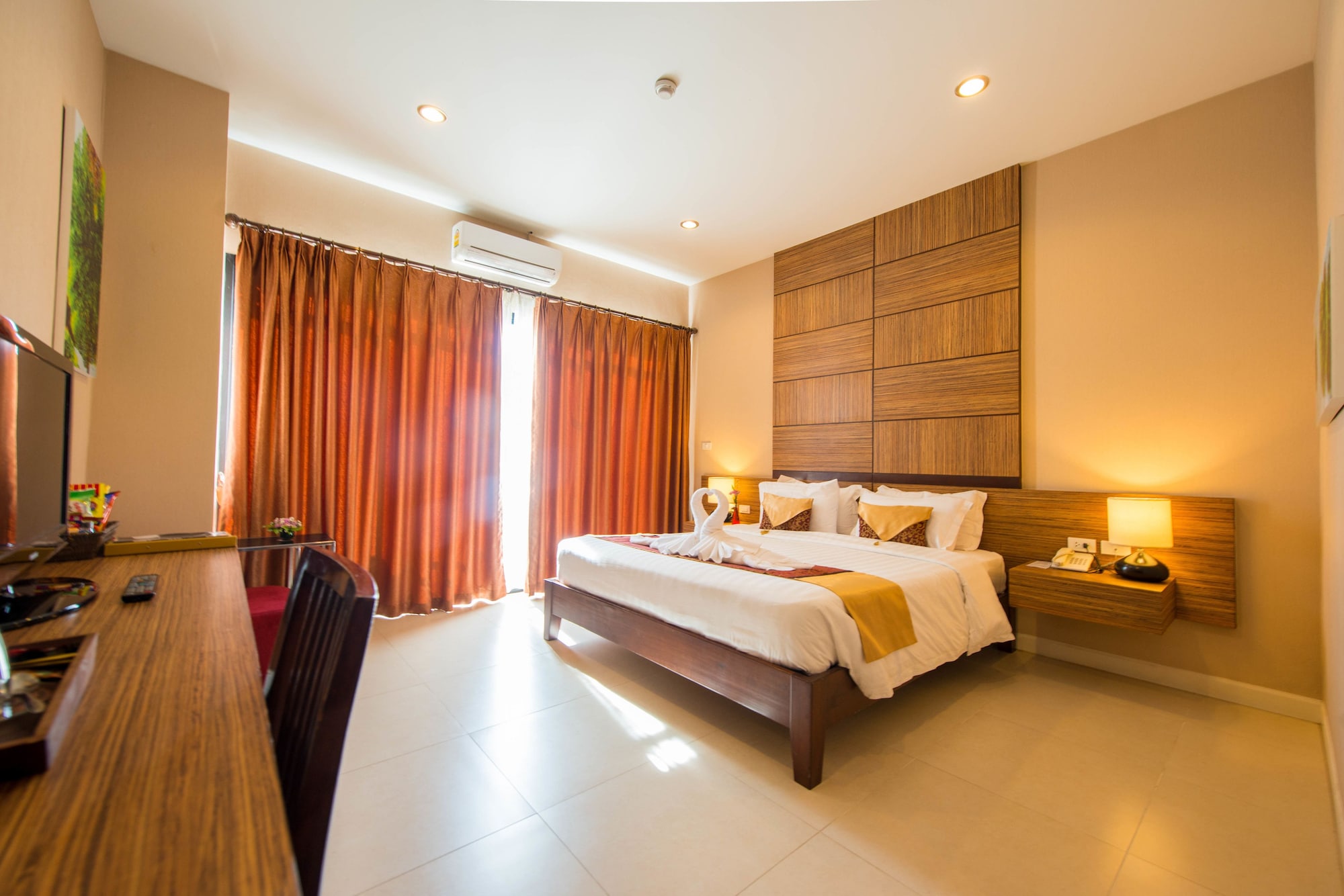 PREMIER, DOUBLE BED