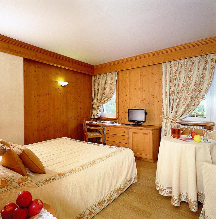 غرفة بسرير مزدوج، HOTEL BAITA DEI PINI 5/10