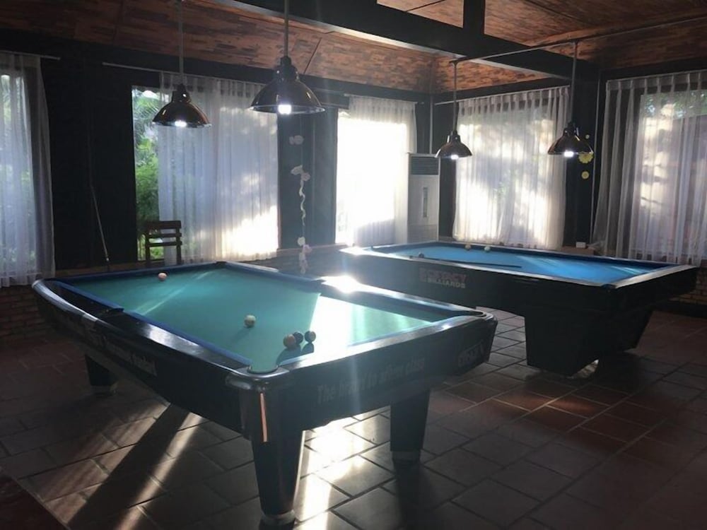Orange Resort 46/82
