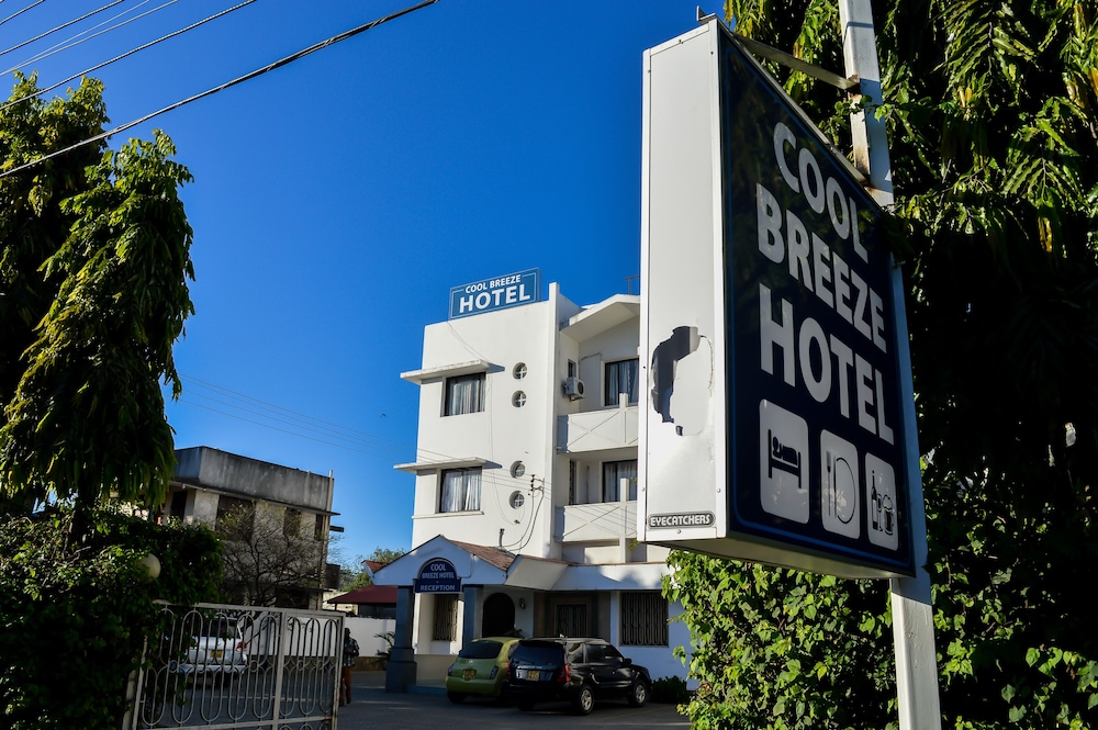 Cool Breeze Hotel 5/29