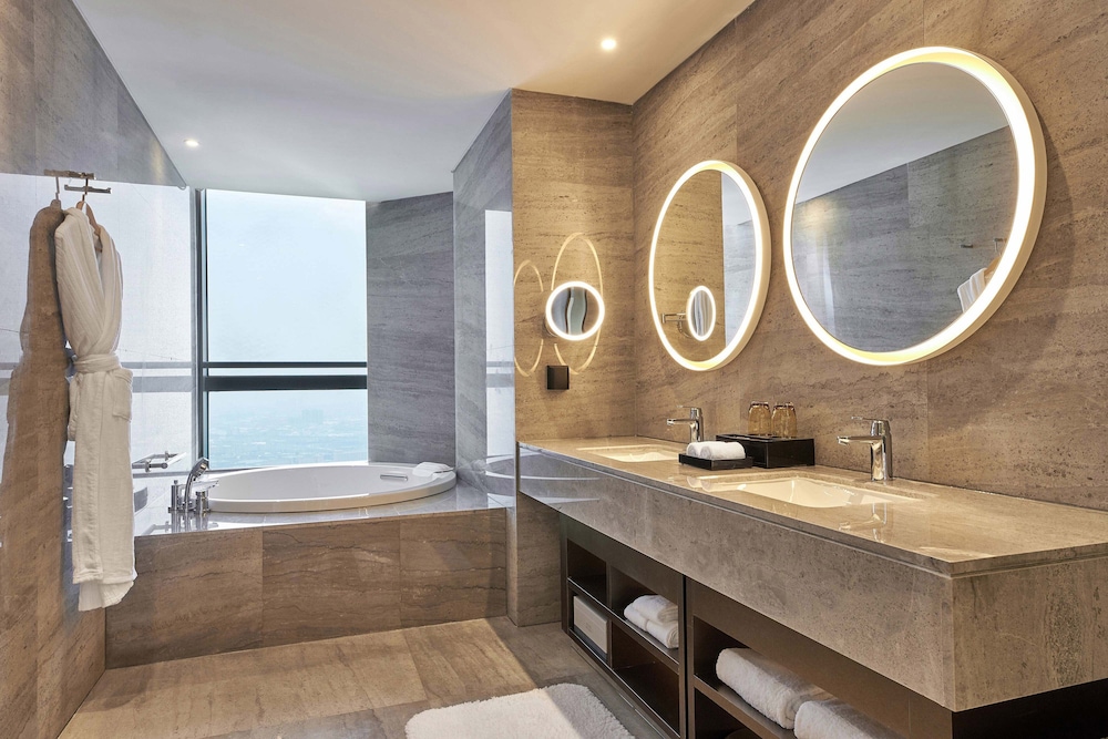 The Westin Zhongshan Guzhen 19/40