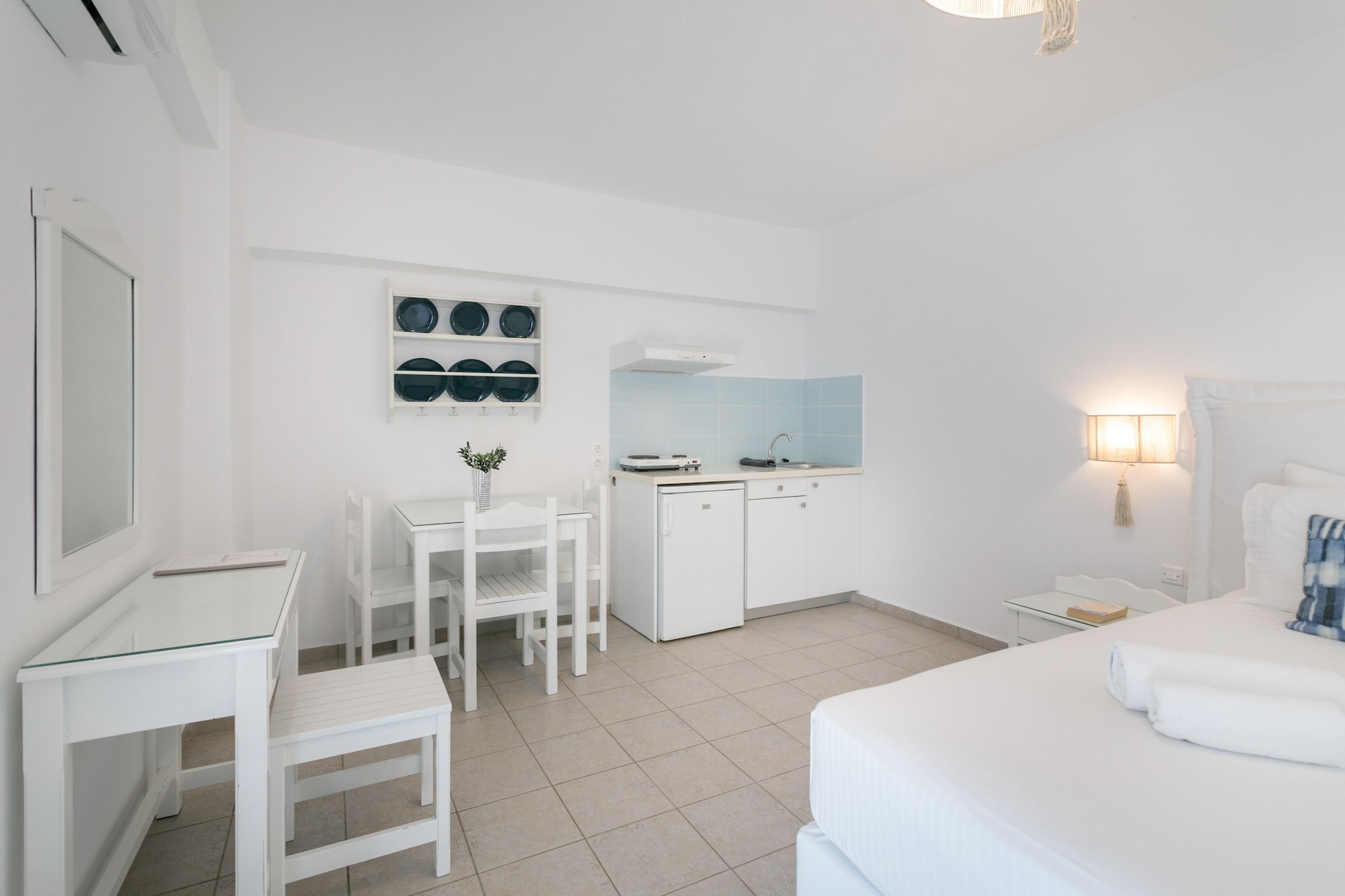 Basement, Studio, Triple, 1 Queen and 1 Single Bed