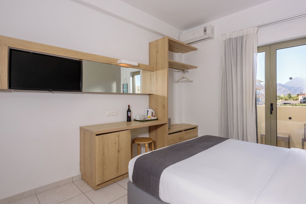 Superior, Double Bed, Zeus Hotels Neptuno Beach 3/10