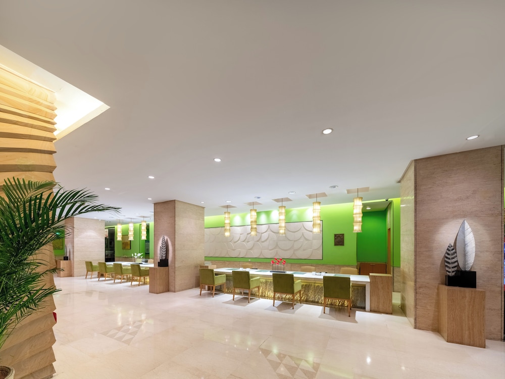 Haiyue Jianguo Hotel 5/50