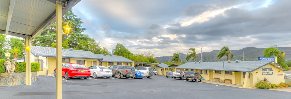 Motel Grande Tamworth 7/37