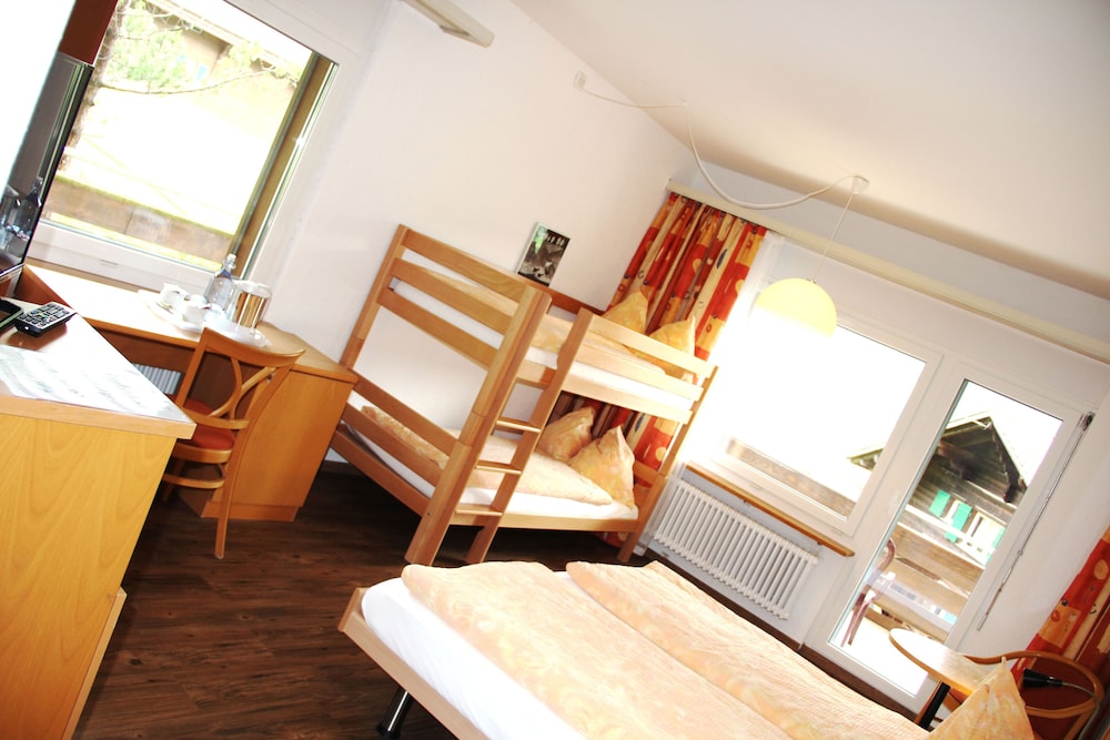 Hotel Eigerblick 18/35