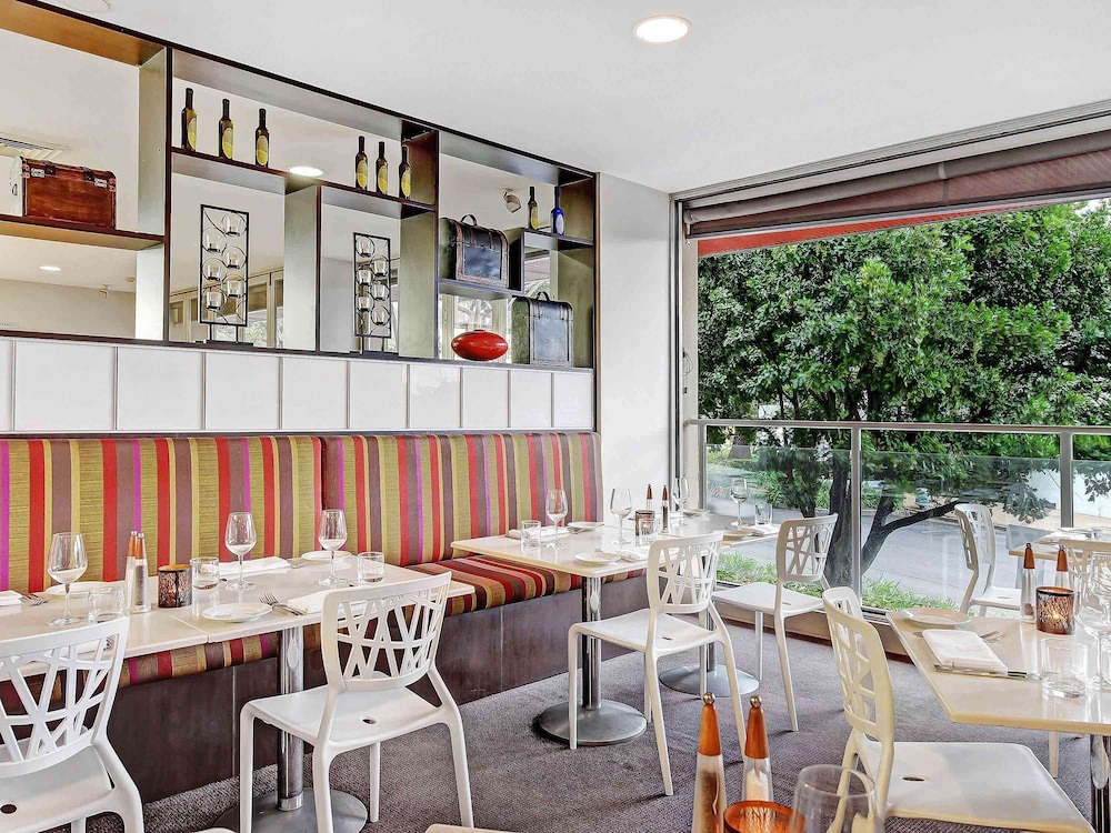 Mercure Centro Port Macquarie 56/68