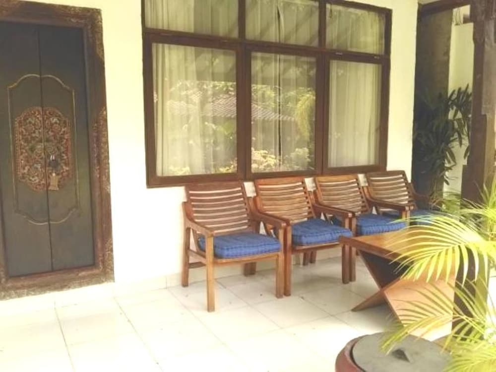Gazebo Beach Hotel 24/50