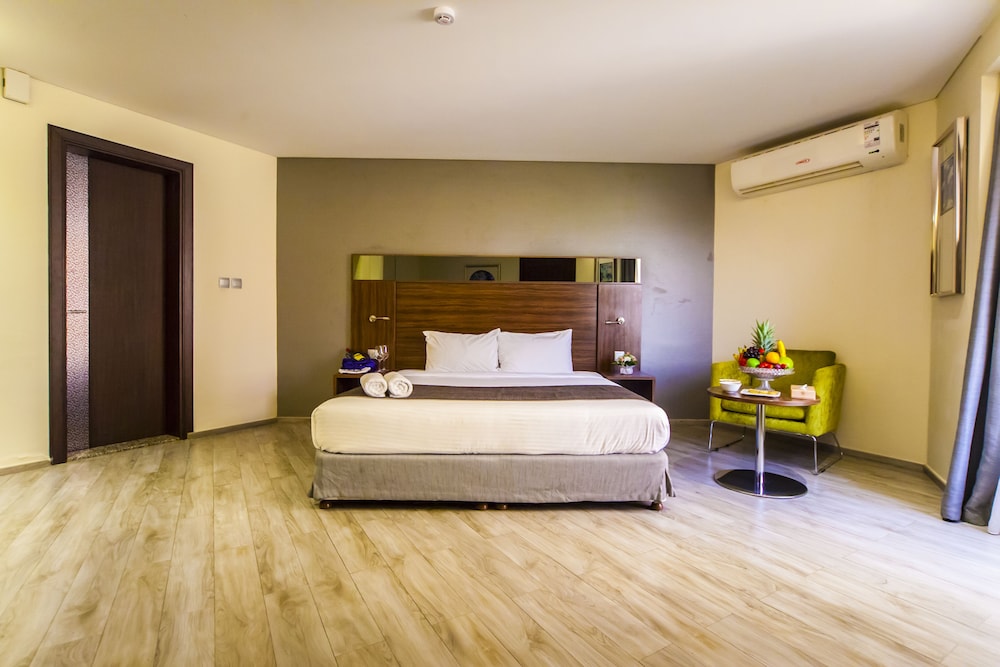 Pearl Hotel and Spa (ex Pearl Beach Hotel) 20/35