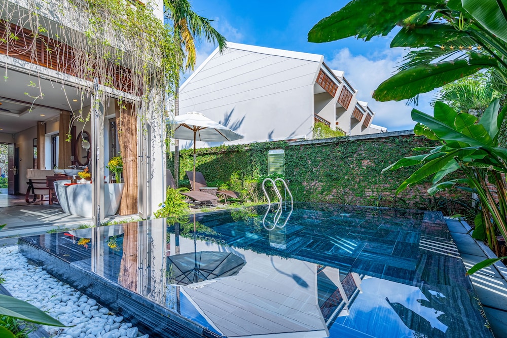 Silk Sense Hoi An River Resort 43/88