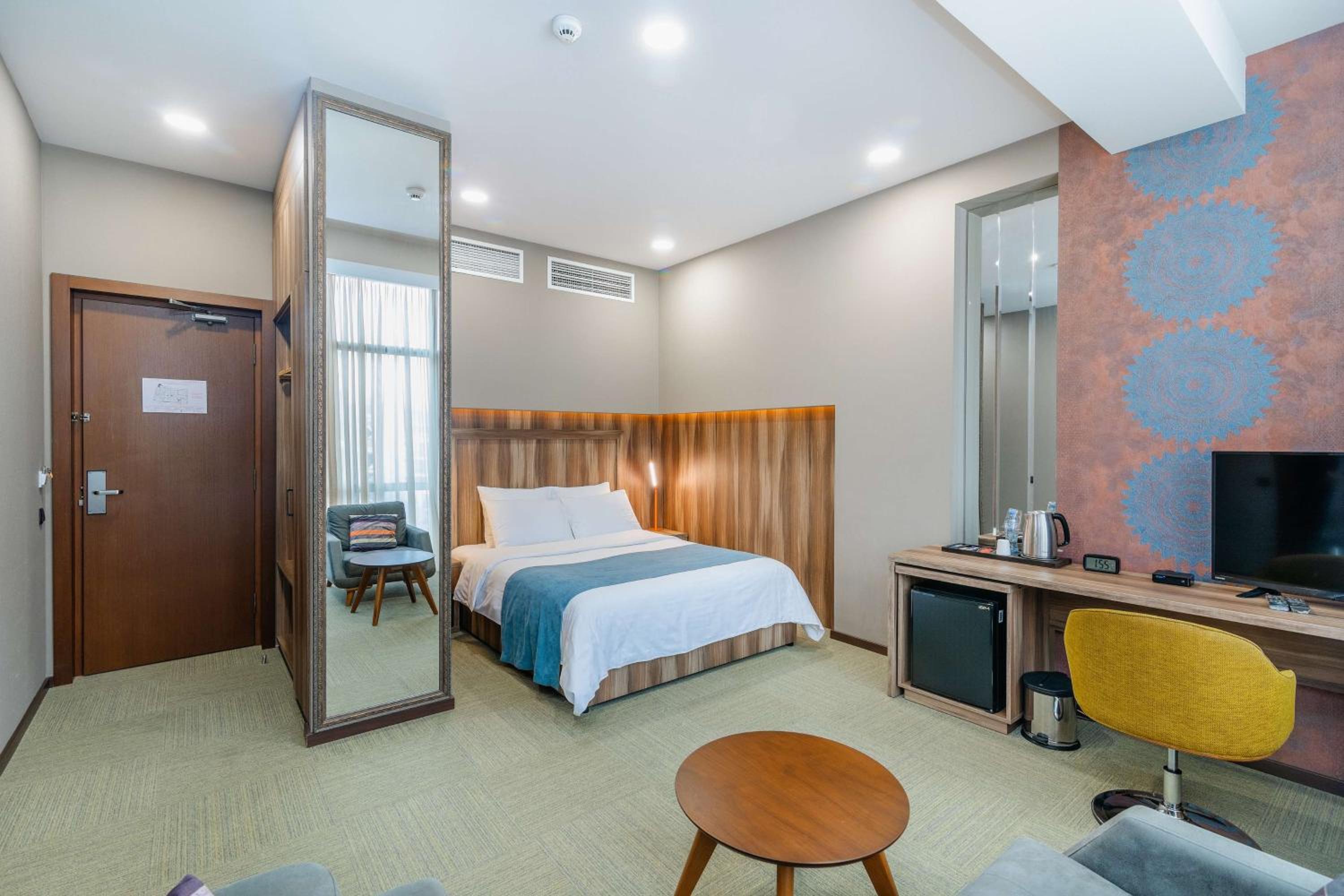 غرفة سوبيريور بسرير كينج، Best Western Tbilisi City Center 2/6