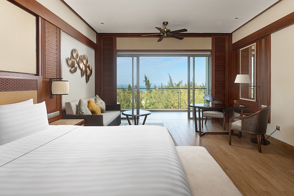 Shangri-La Sanya 16/48