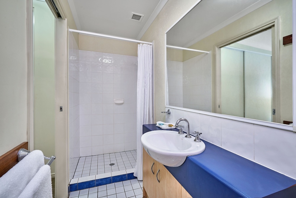 Trinity Beach Club Holiday Apartments 27/27