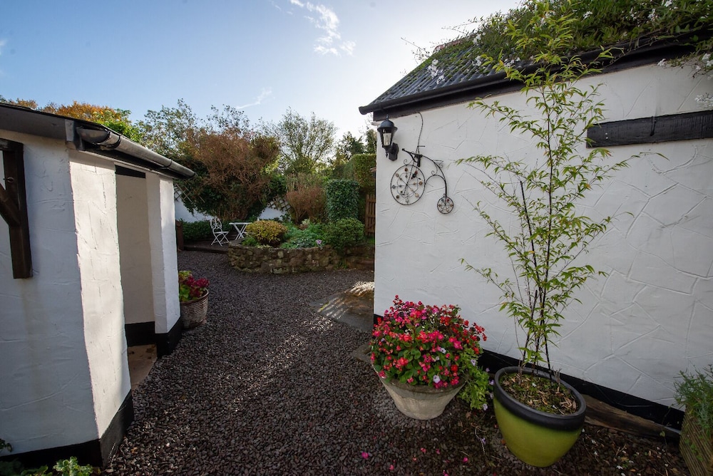 Steps Farmhouse - Guest house 34/49
