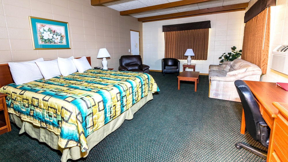 Wrangler Inn Mobridge 7/38