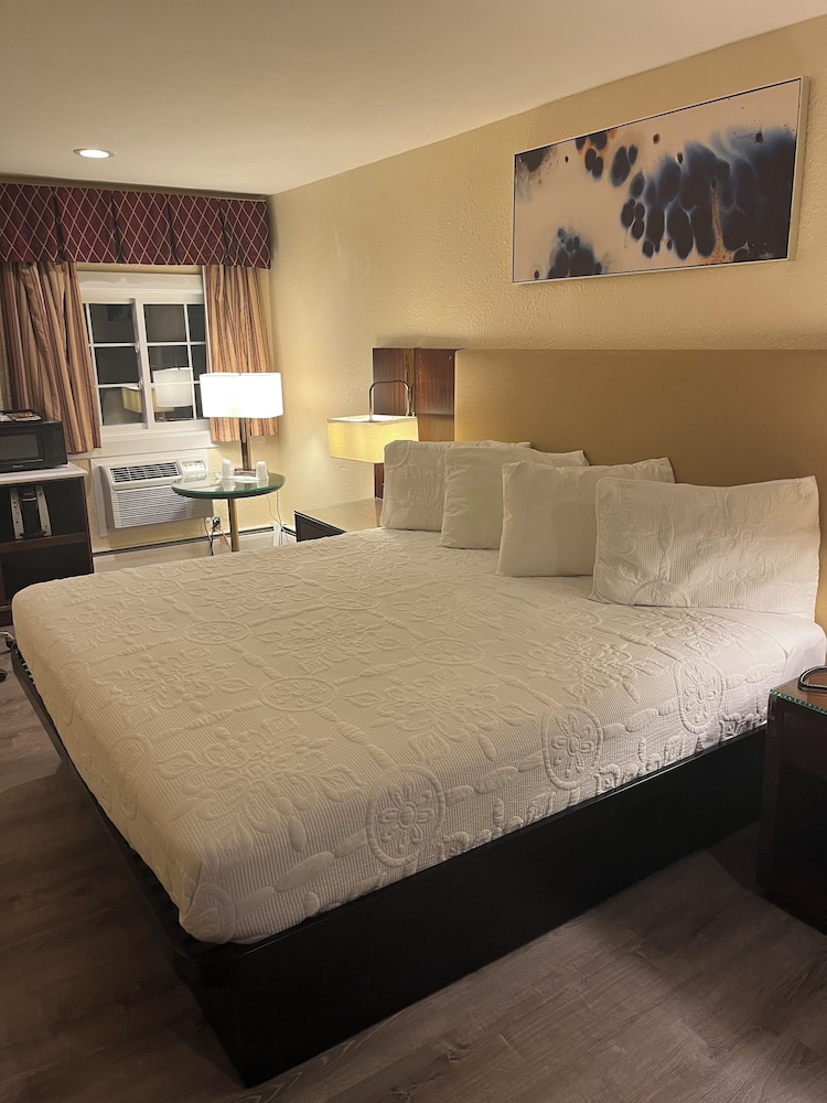 Anchorage Inn of Rochester 9/60