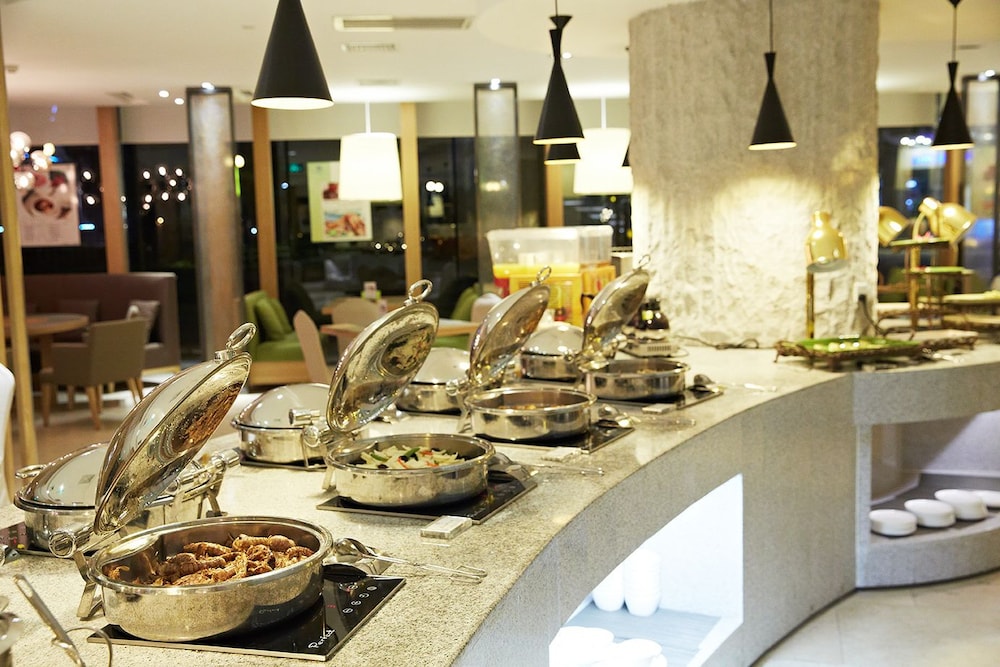 Hilton Garden Inn Shenzhen Dameisha 40/80