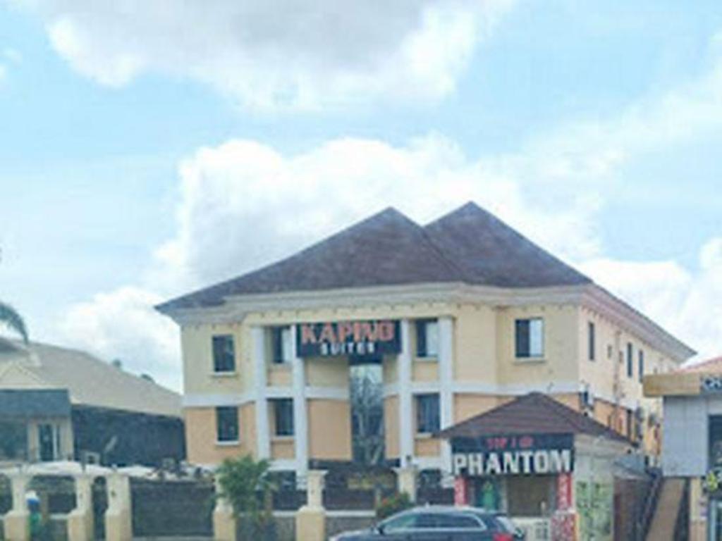 Kapino Suites 2/18