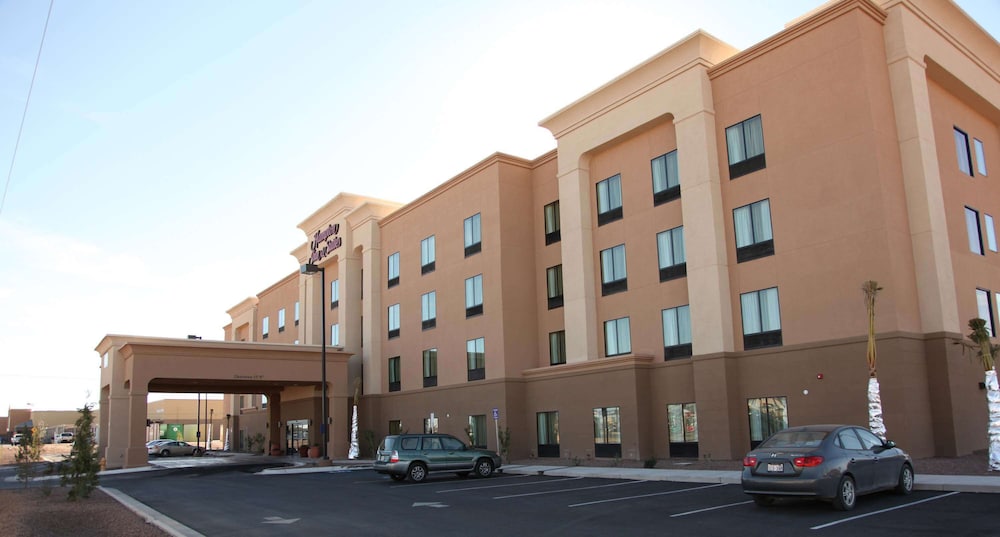 HAMPTON INN AND SUITES CARLSBAD NM in CARLSBAD - NM