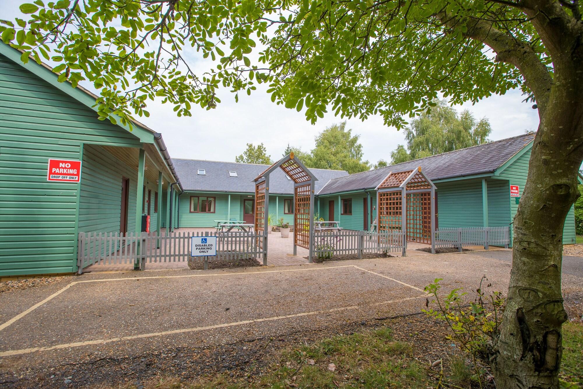 Lakeside Lodge Golf Centre 2/39