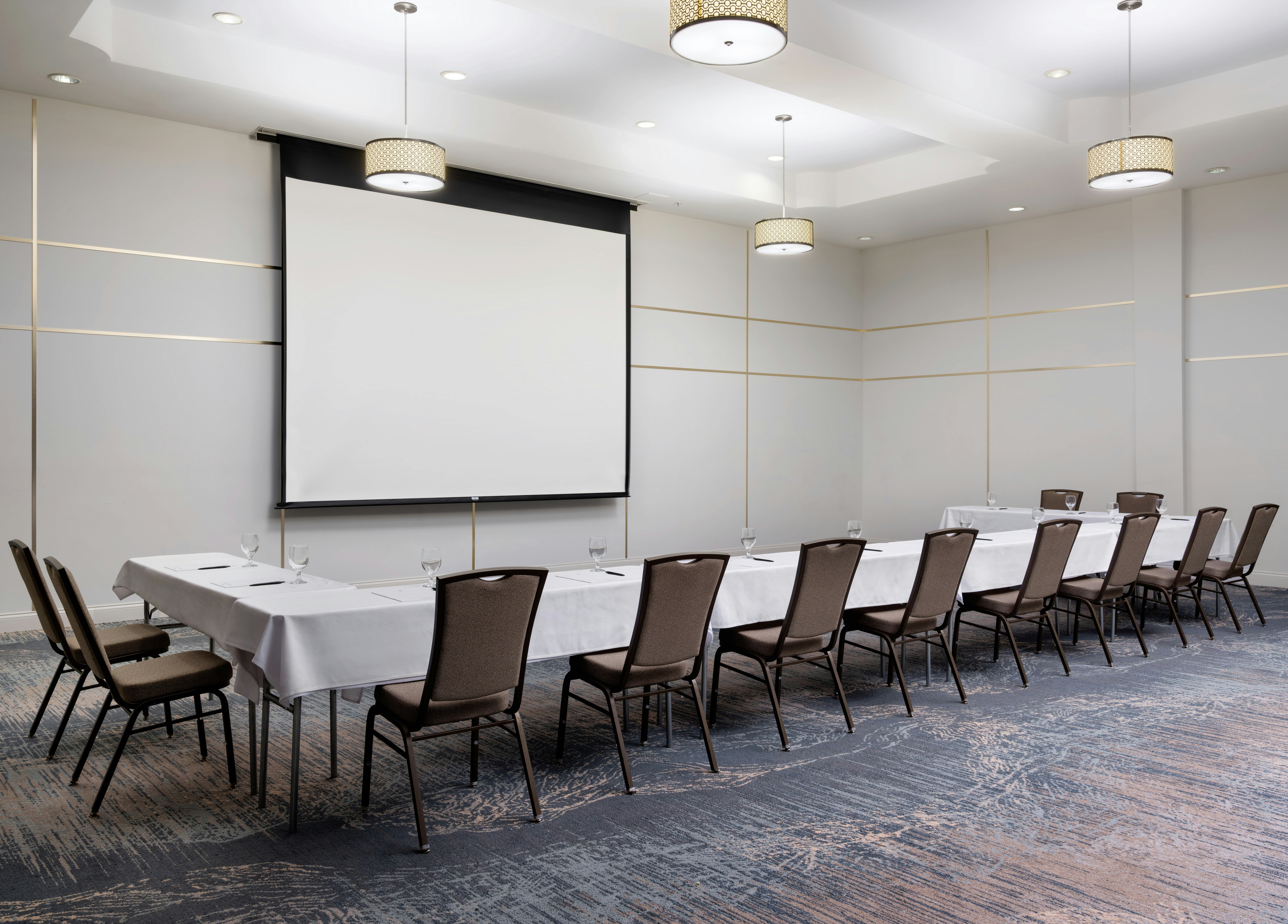 Holiday Inn Jacksonville E 295 Baymeadows 38/53