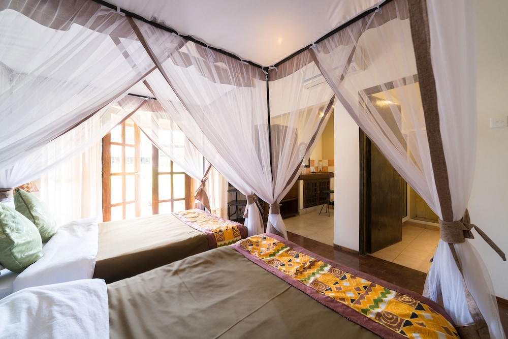 Ameg Lodge Kilimanjaro 7/36