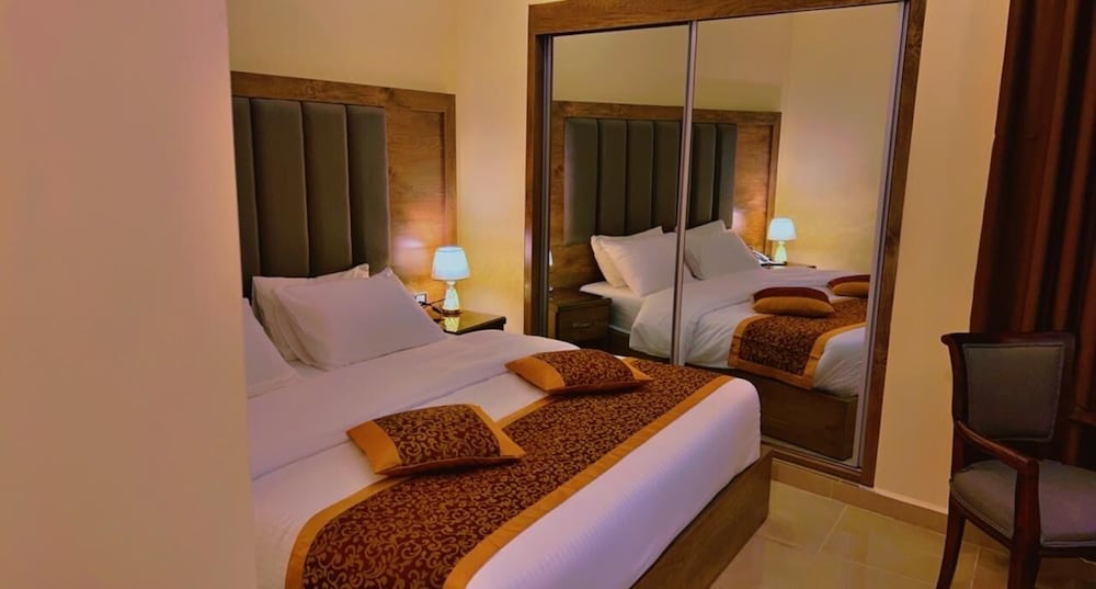 غرفة ديلوكس بسرير كينج، Shaqilath Hotel 4/10