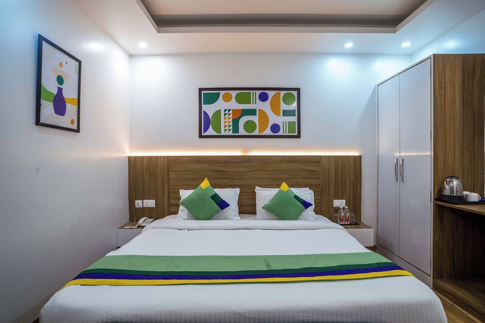 Hotel Holiday Hill 24/57